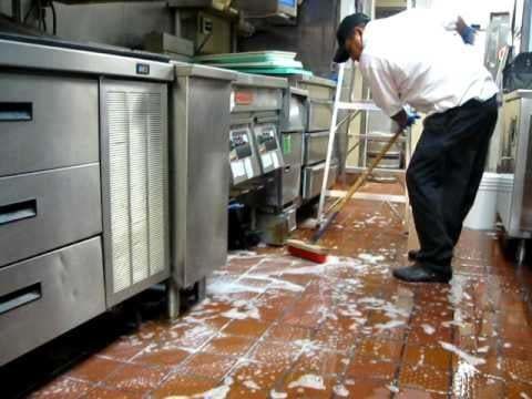 Restaurant Cleaning in Albany, CA (1)